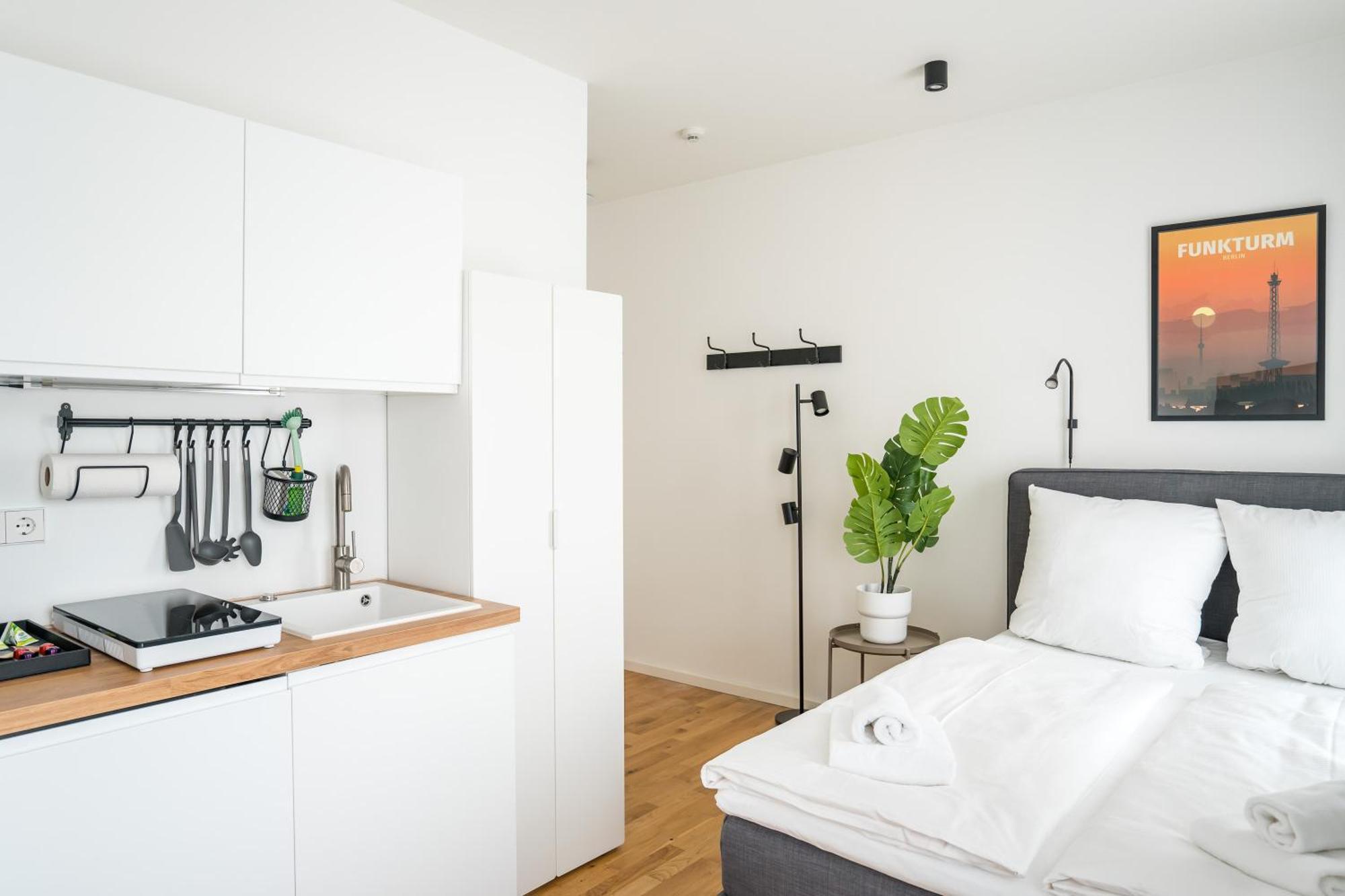 Homaris Apartments Schlueterstrasse Берлин Екстериор снимка