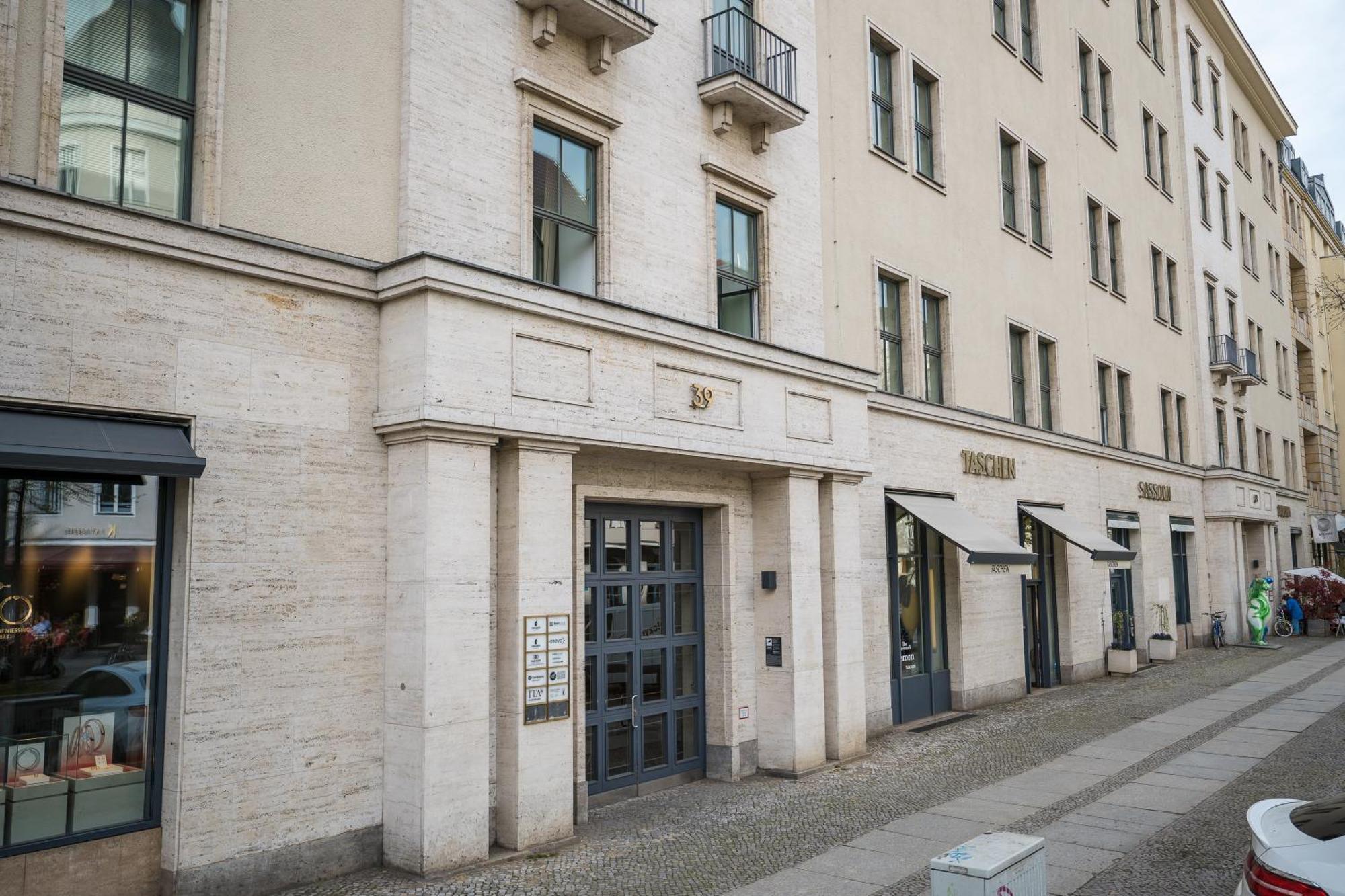 Homaris Apartments Schlueterstrasse Берлин Екстериор снимка