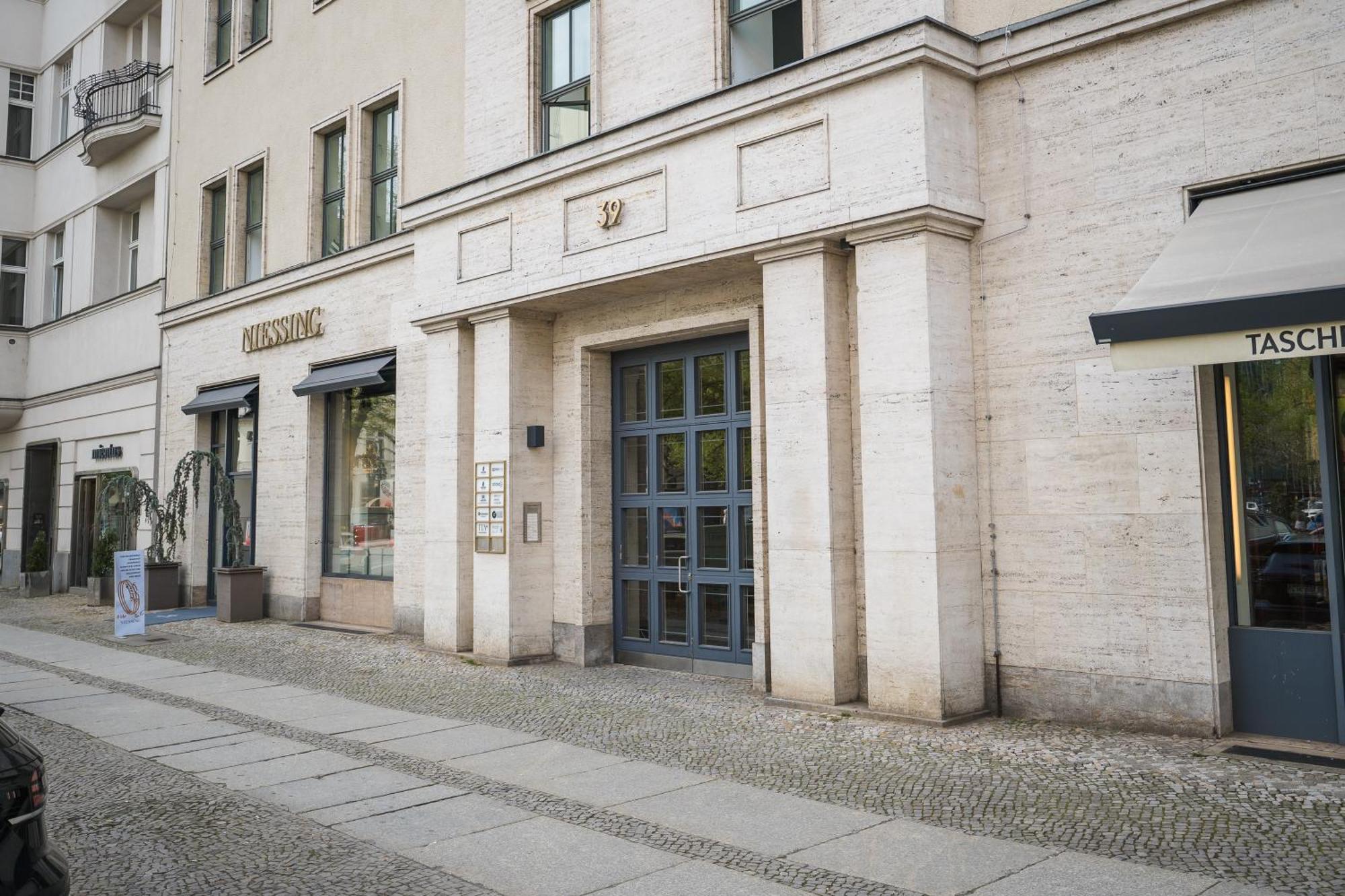 Homaris Apartments Schlueterstrasse Берлин Екстериор снимка