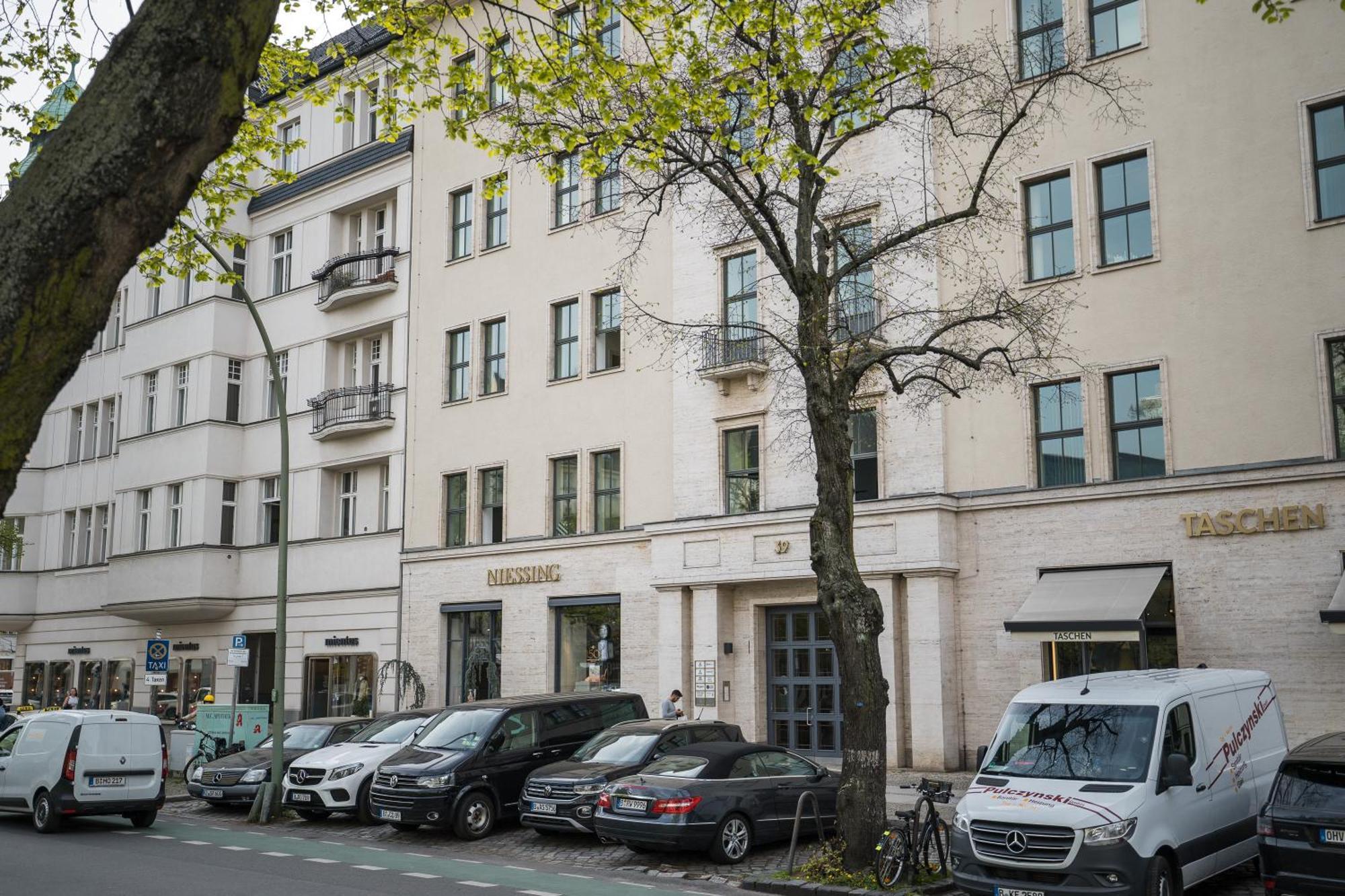 Homaris Apartments Schlueterstrasse Берлин Екстериор снимка