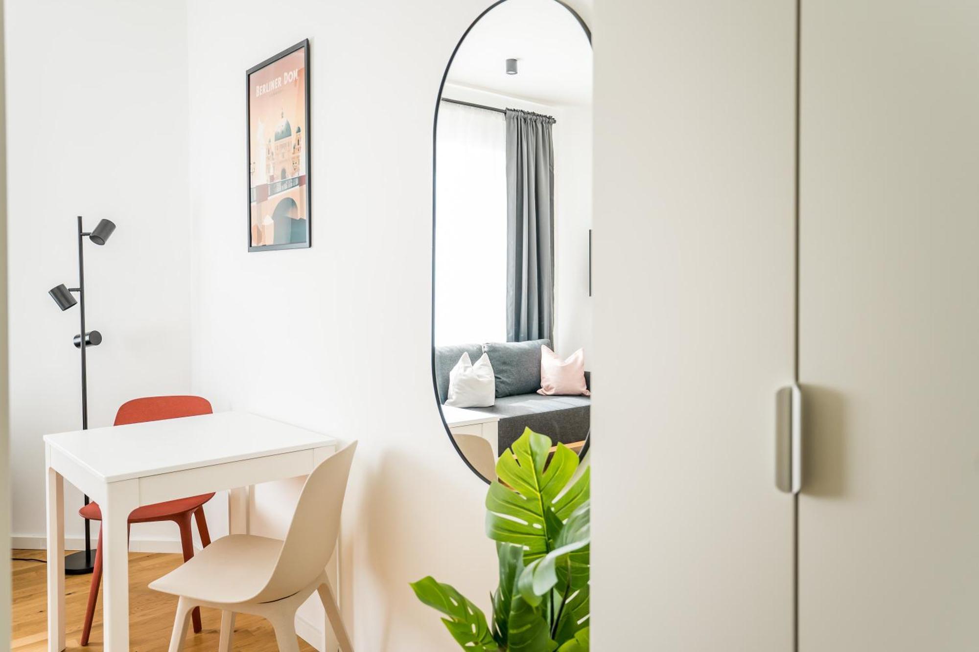 Homaris Apartments Schlueterstrasse Берлин Екстериор снимка