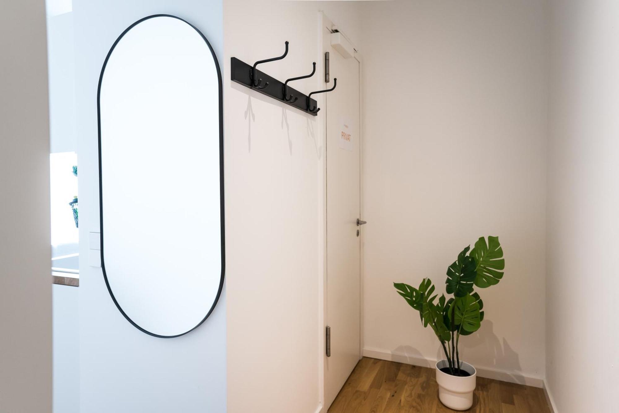 Homaris Apartments Schlueterstrasse Берлин Екстериор снимка